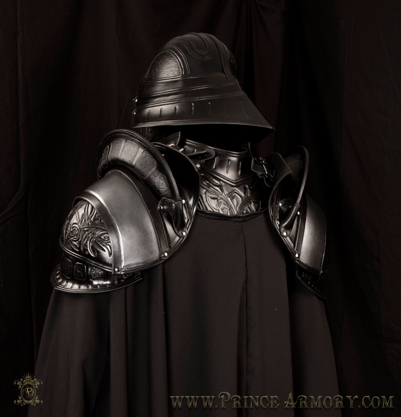Illustration for article titled Fantasy Darth Vader Costume Is Ready For The Dark Ages